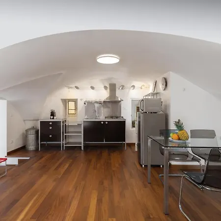 New! Amazing Piazza Navona View Apartament